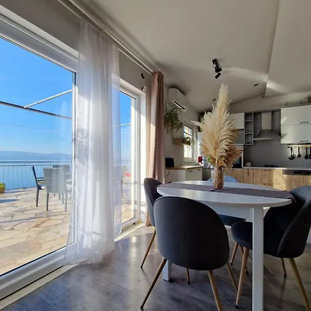 Apartment Air *